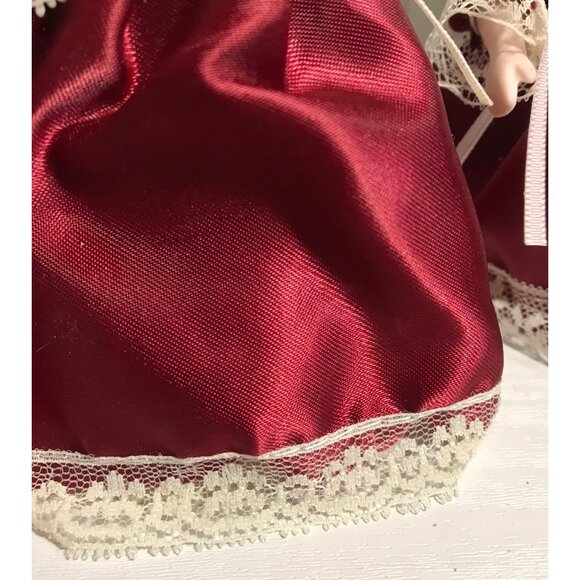 Angel Ornaments Set Of 3 With Deep Wine Lace Dresses & Satin Wings Ceramic Vtg - Picture 12 of 16